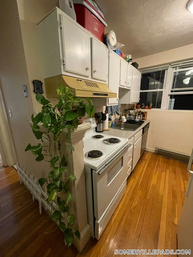 402 Highland Ave, Unit 23 in Somerville, MA - Building Photo - Building Photo