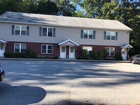 602 Forest Ln, Unit 1101 in Halfmoon, NY - Building Photo