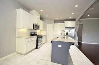 2901 SW Briar Creek Ave in Bentonville, AR - Building Photo - Building Photo