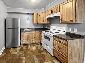 1305 Broad St in Montoursville, PA - Building Photo