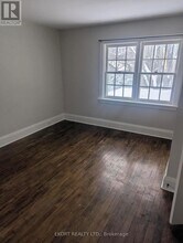 306 MacDonald Ave in Belleville, ON - Building Photo - Building Photo