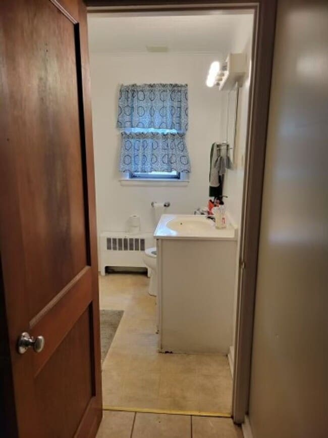 9 Elsmere Ave in Delmar, NY - Building Photo - Building Photo