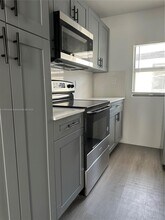 638 SW 21st Ave in Miami, FL - Building Photo - Building Photo