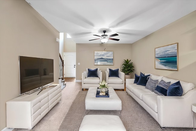 property at 512 N Foxridge Dr