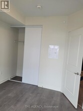 38-4138 Annie Craig Dr in Toronto, ON - Building Photo - Building Photo