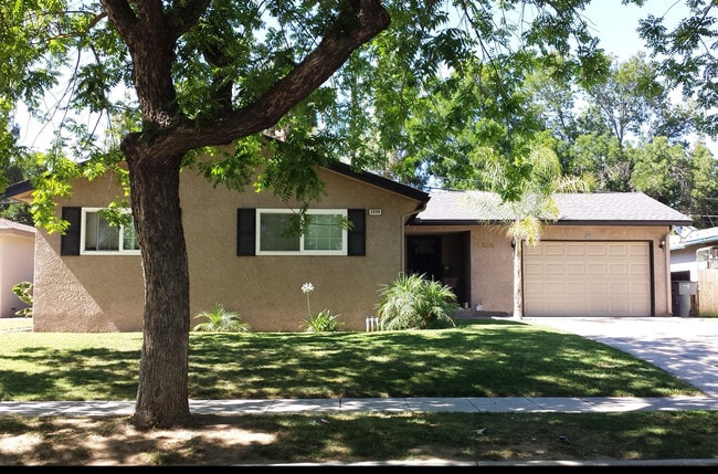property at 2330 W Garland Ave