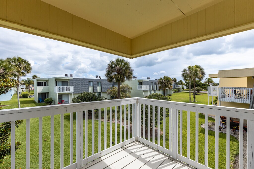 Sailpoint Bay Apartments in Daytona Beach, FL