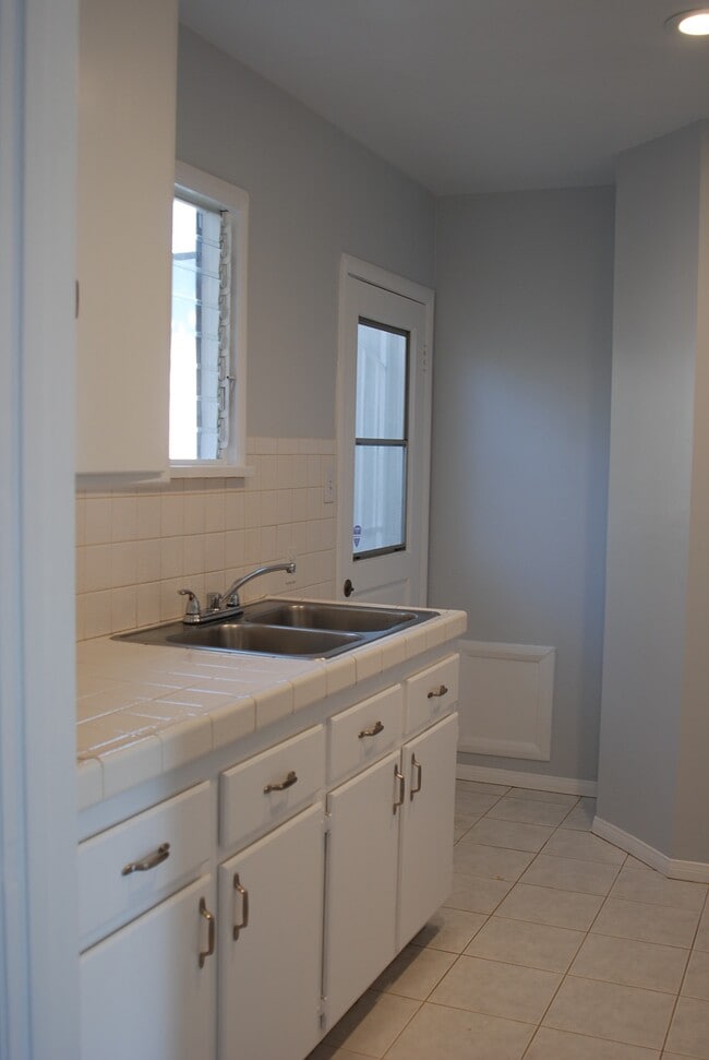 4466 Tujunga Ave, Unit 4464