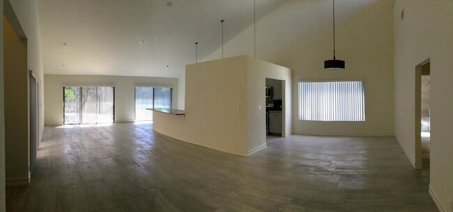 21022 Madria Cir in Boca Raton, FL - Building Photo - Building Photo