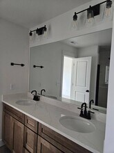 1029 W Coral Charm Wy in Saratoga Springs, UT - Building Photo - Building Photo