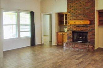 1132 Westgrove Dr in Saginaw, TX - Building Photo - Building Photo