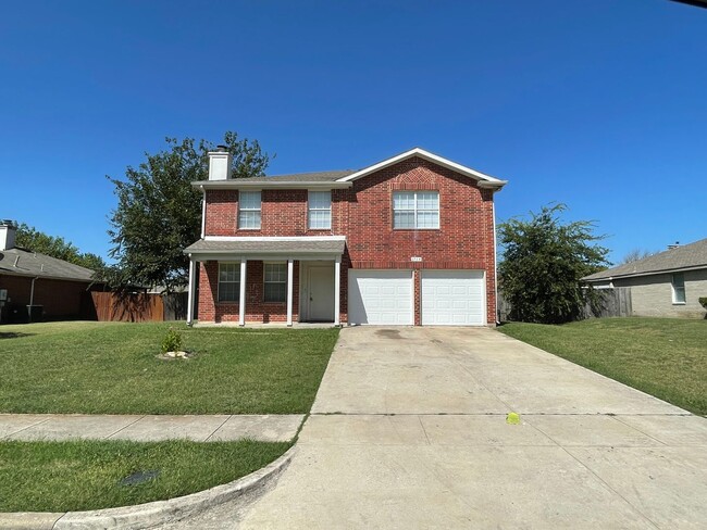 1719 Dartmouth Dr in Glenn Heights, TX - Building Photo - Building Photo