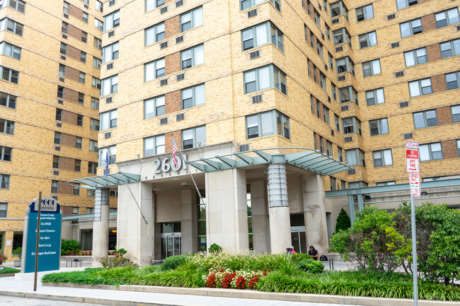 2601 Pennsylvania Ave, Unit #1205 in Philadelphia, PA - Foto de edificio - Building Photo