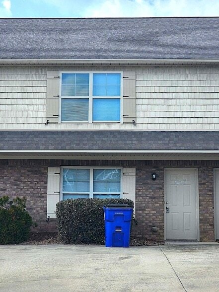 1615 Manchester Trail NE in Cleveland, TN - Foto de edificio - Building Photo