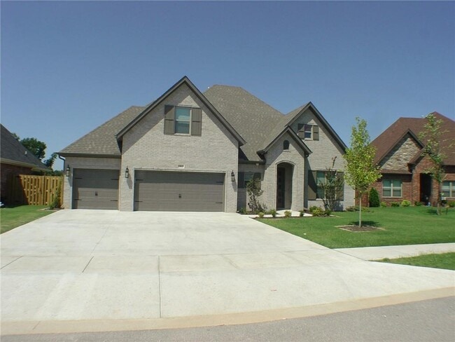 property at 1812 SW Edinburgh Ave