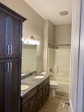 373 Spencer St-Unit -Apt. 305 in Syracuse, NY - Building Photo - Building Photo