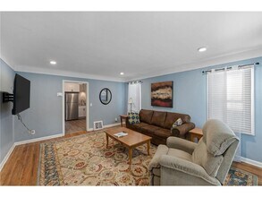 4042 Lake Rd Ave in Robbinsdale, MN - Building Photo - Building Photo