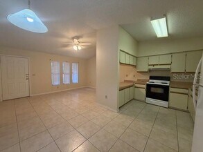 32818 Lake Square Ct in Leesburg, FL - Building Photo - Building Photo