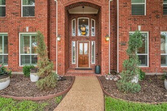 6120 Brookhollow Dr in Plano, TX - Building Photo - Building Photo
