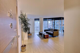 988 Expo Blvd in Vancouver, BC - Building Photo - Building Photo