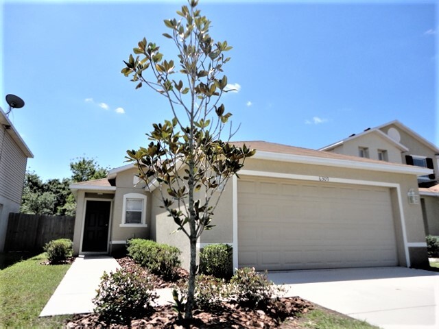 6309 Cherry Blossom Trail in Gibsonton, FL - Building Photo