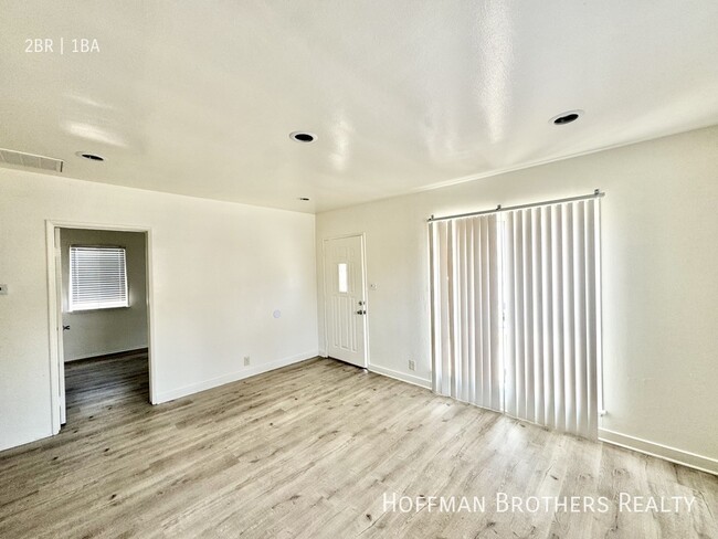 4455 163rd St in Lawndale, CA - Building Photo - Building Photo