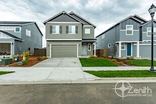 124 S 88th Dr in Ridgefield, WA - Building Photo