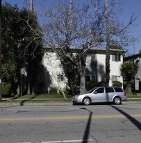 Fulton Apartments in Sherman Oaks, CA - Building Photo