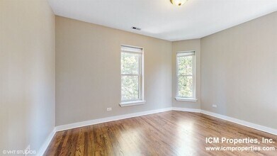 1822 N Orleans St, Unit 2 in Chicago, IL - Foto de edificio - Building Photo