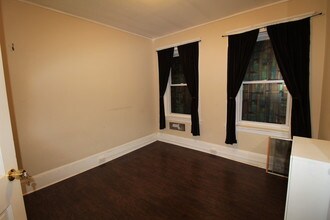 21 Royal St, Unit 1 in Boston, MA - Building Photo - Building Photo