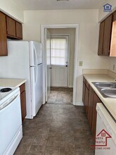 445 Oriole Dr in McMinnville, TN - Building Photo - Building Photo