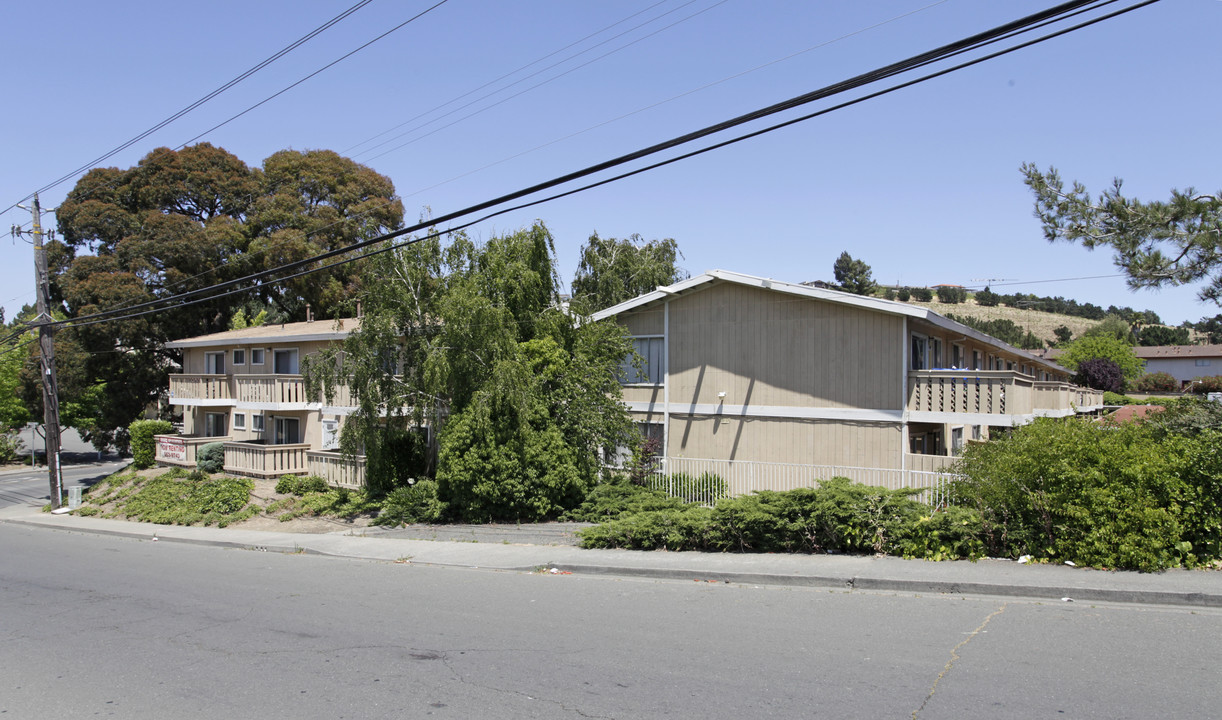 Sharis in Vallejo, CA - Building Photo