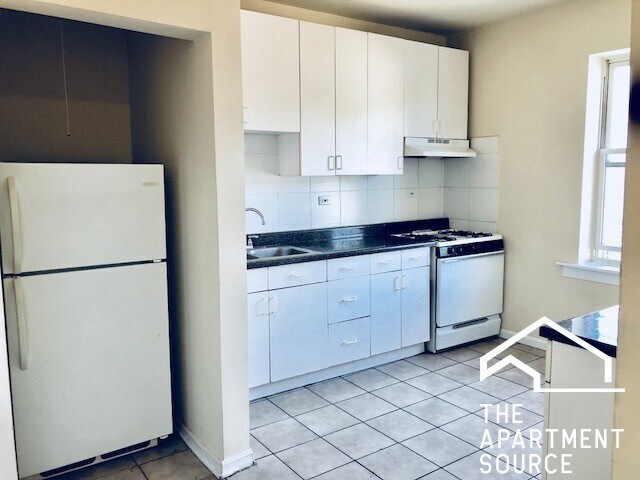 4420 N Saint Louis Ave, Unit 1A