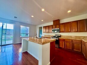 4141 Aragon Way in Rancho Cordova, CA - Building Photo - Building Photo