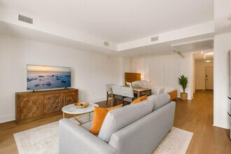 2001 Massachusetts Ave NW in Washington, DC - Building Photo - Building Photo