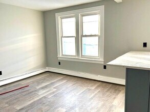 8509 4th Ave in North Bergen, NJ - Foto de edificio - Building Photo