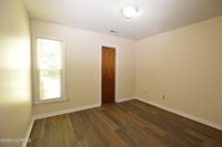 137 Windsor Ct photo'