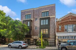 1136 N California Ave in Chicago, IL - Building Photo