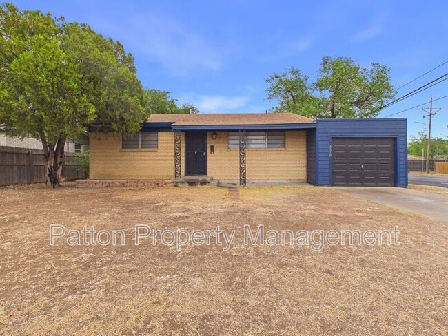 property at 3319 Teckla Blvd