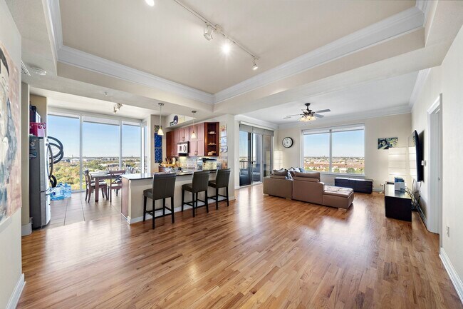 property at 3333 Allen Pkwy