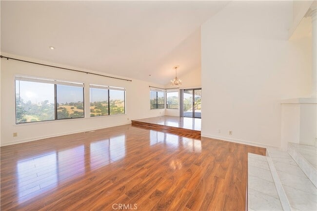 2605 Indian Creek Rd in Diamond Bar, CA - Foto de edificio - Building Photo