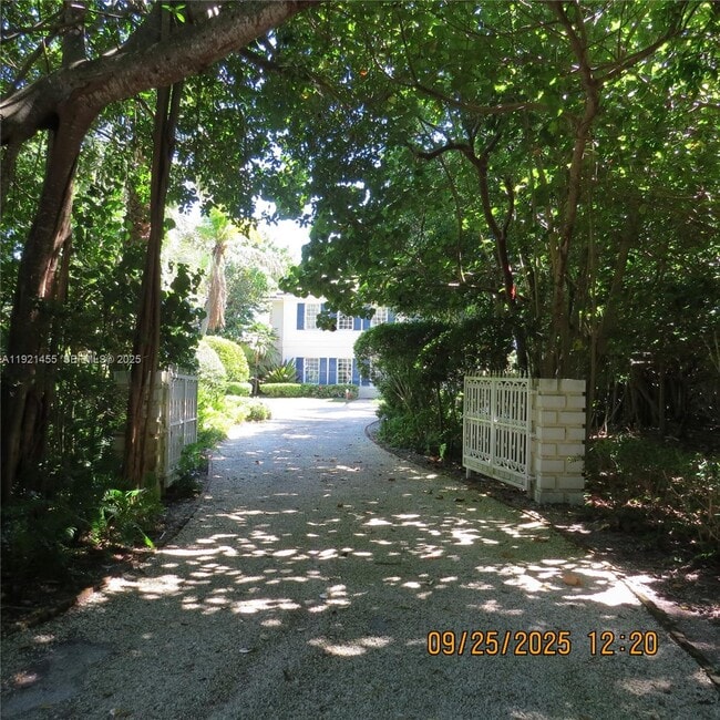 404 S Beach Rd in Hobe Sound, FL - Building Photo - Building Photo