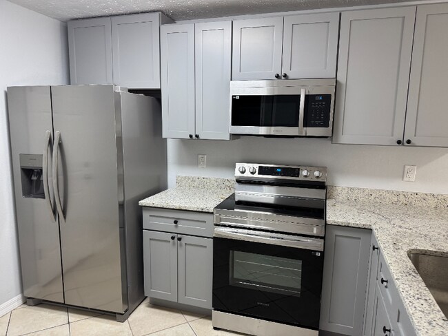 1812 Quail Trail, Unit 1812 in Lakeland, FL - Foto de edificio - Building Photo