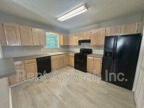 4143 Lake Mist Dr NW in Kennesaw, GA - Foto de edificio - Building Photo