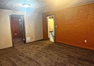 1212-1214 E Illinois Ave in Spokane, WA - Building Photo - Building Photo