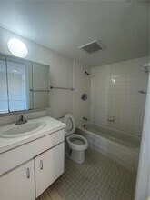 5789 SW 72nd St in South Miami, FL - Building Photo - Building Photo