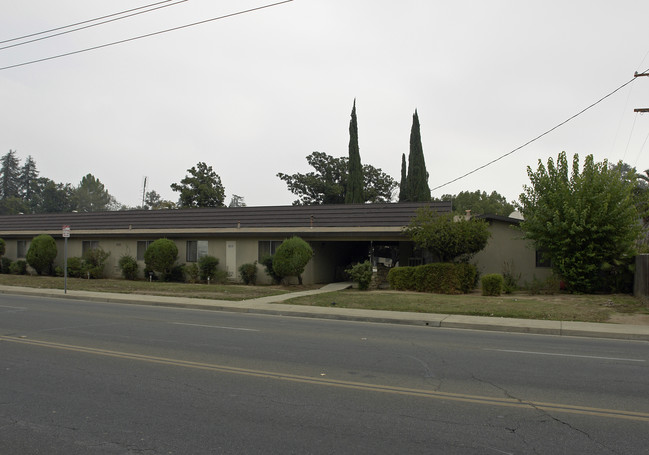 3728-3760 N Palm Ave in Fresno, CA - Building Photo - Building Photo