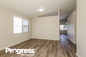 741 E Monona Dr in Phoenix, AZ - Building Photo - Building Photo