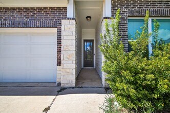 302 Pure Parsley Path in Richmond, TX - Building Photo - Building Photo