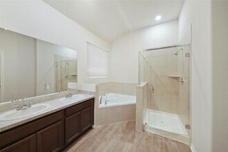 1147 Brahma Cir in East Bernard, TX - Building Photo - Building Photo